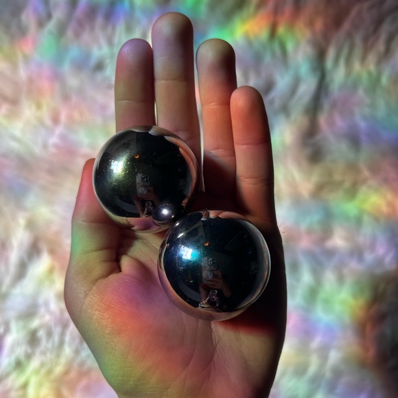 BAODING BALLS - Picture 2 of 2